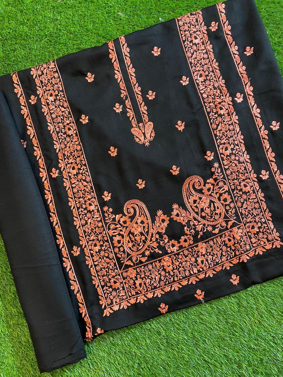 Bareeze Karandi two pc