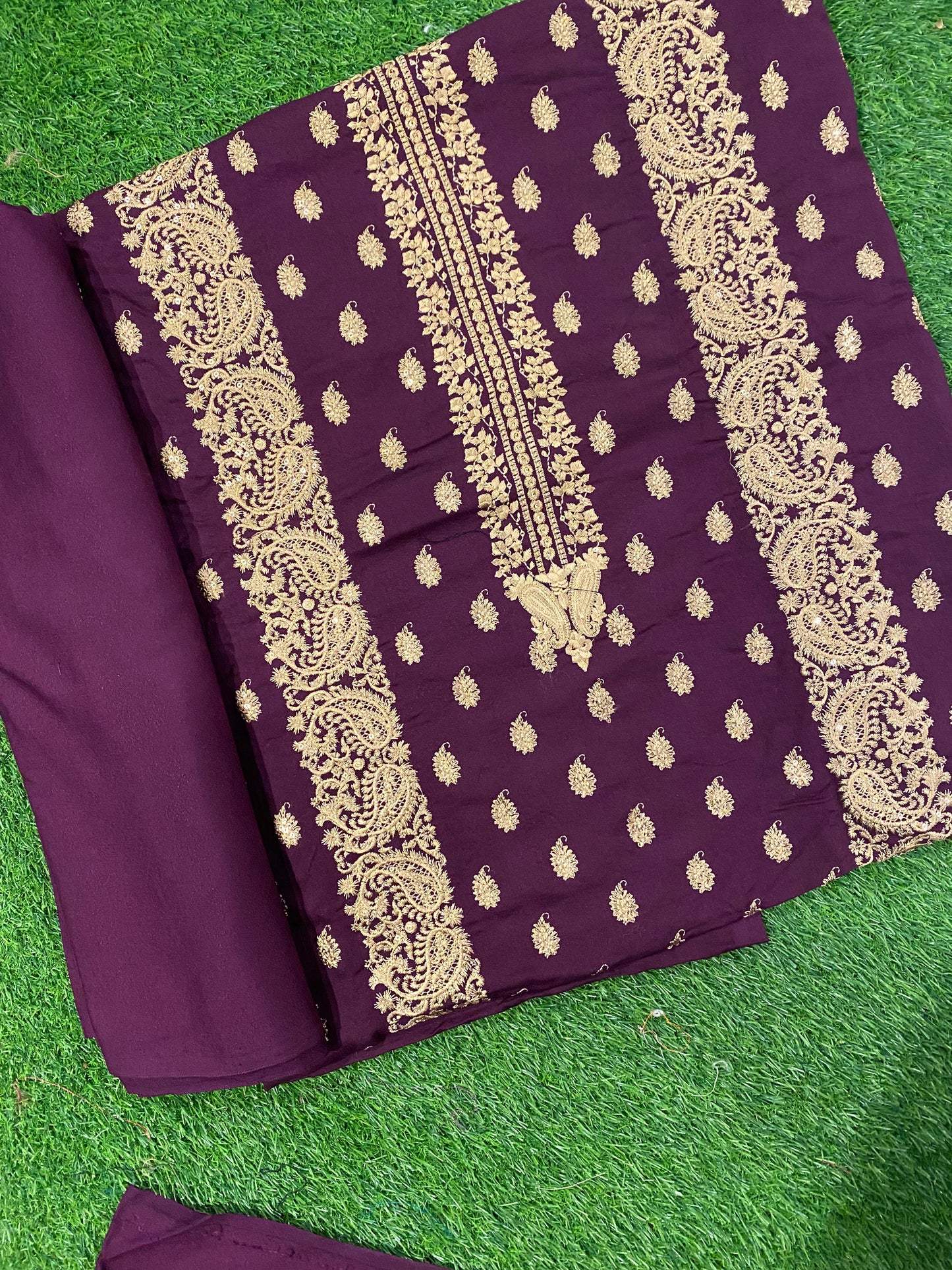 Bareeze Karandi two pc