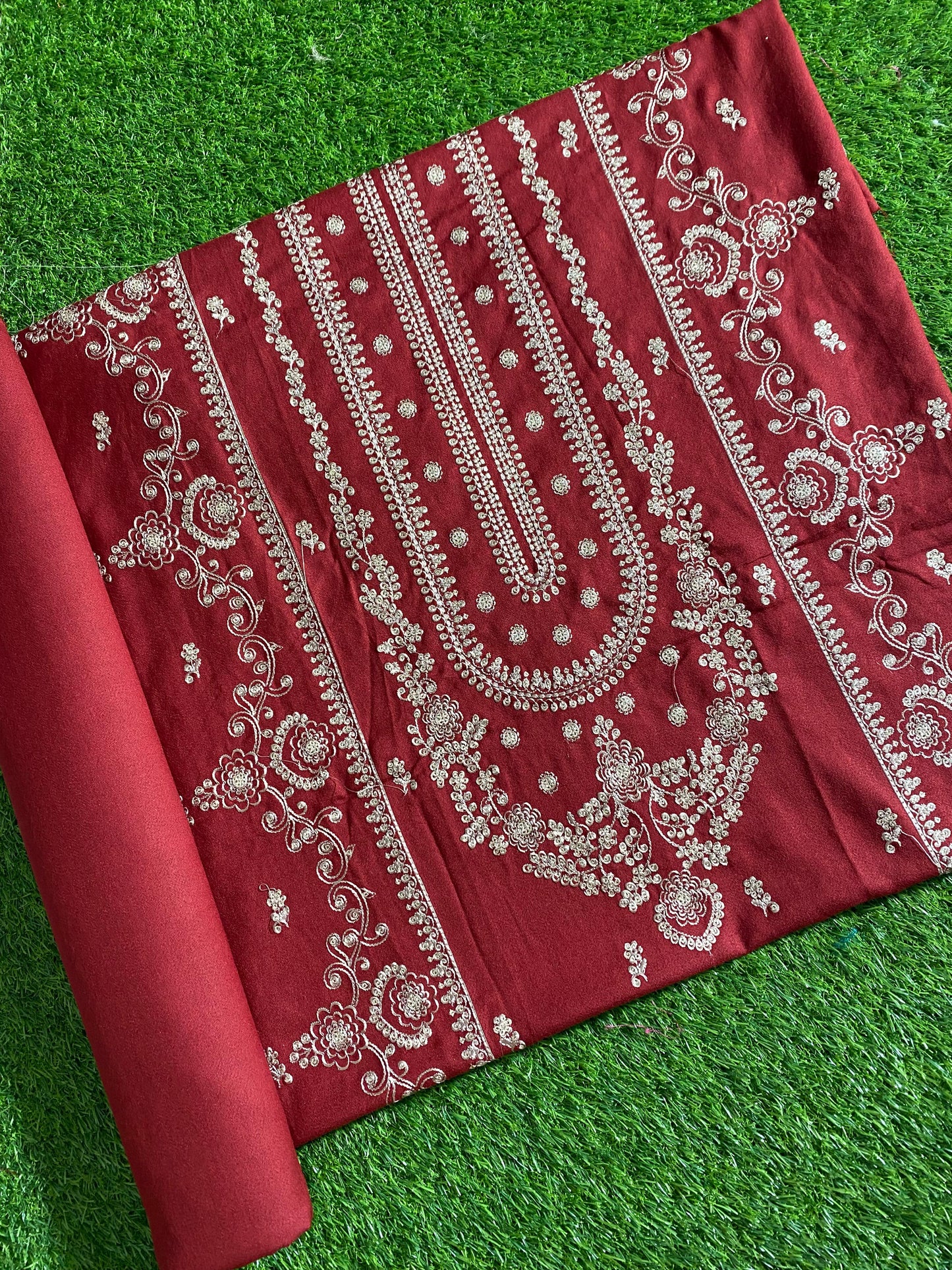 Bareeze Karandi two pc