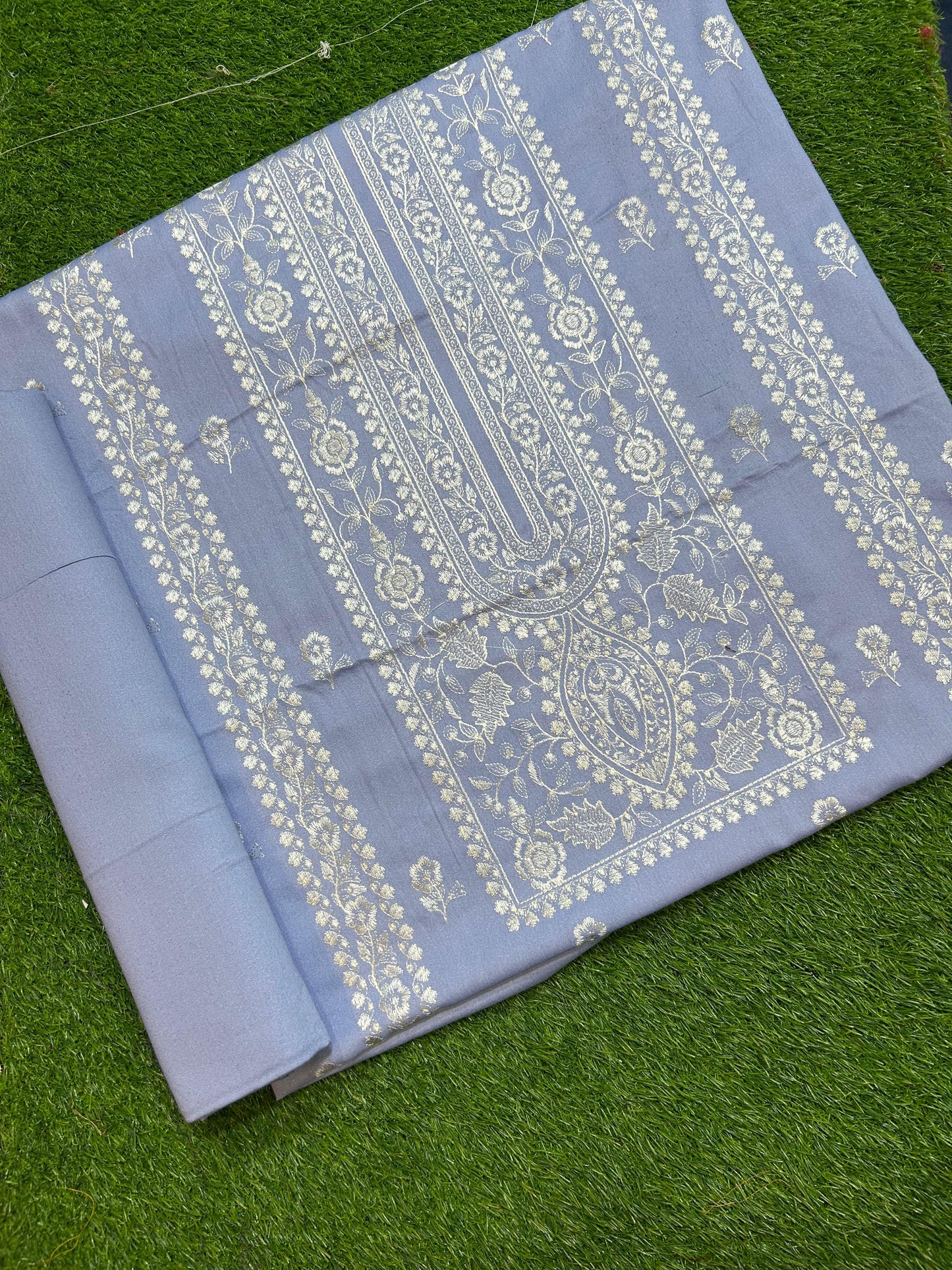 Bareeze winters karandi 2PC