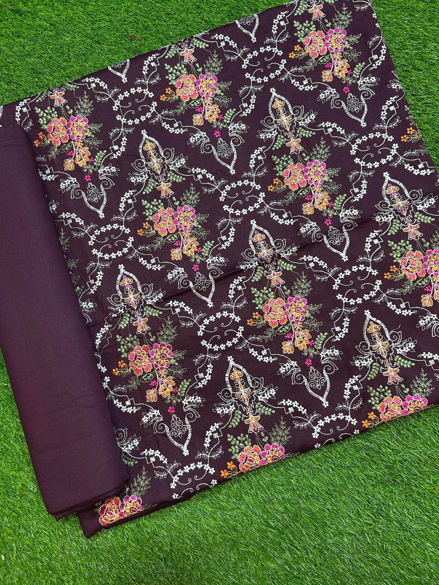 Bareeze winters karandi 2PC