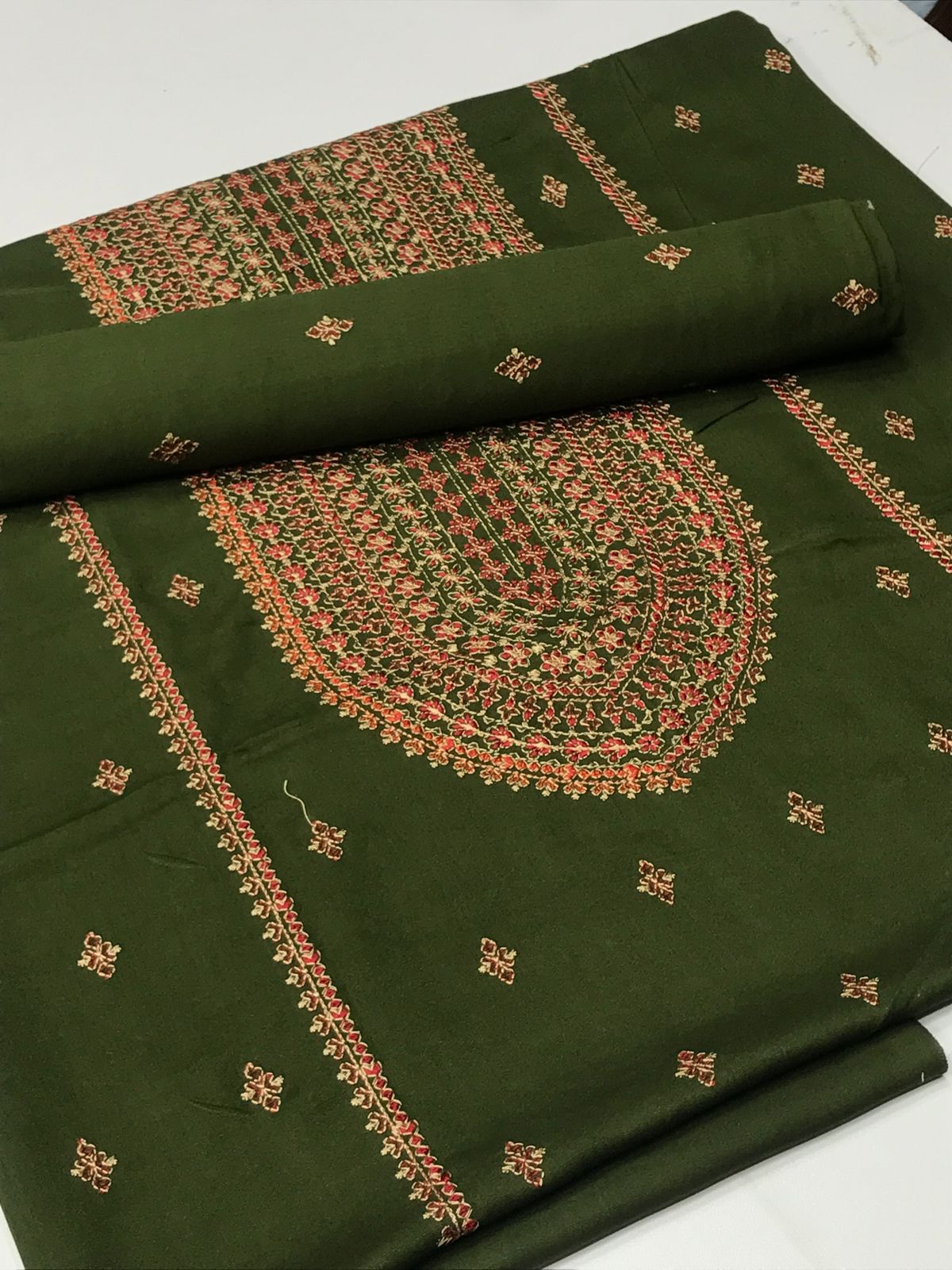 Bareeze Karandi two pc